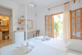 Hotels in Sougia